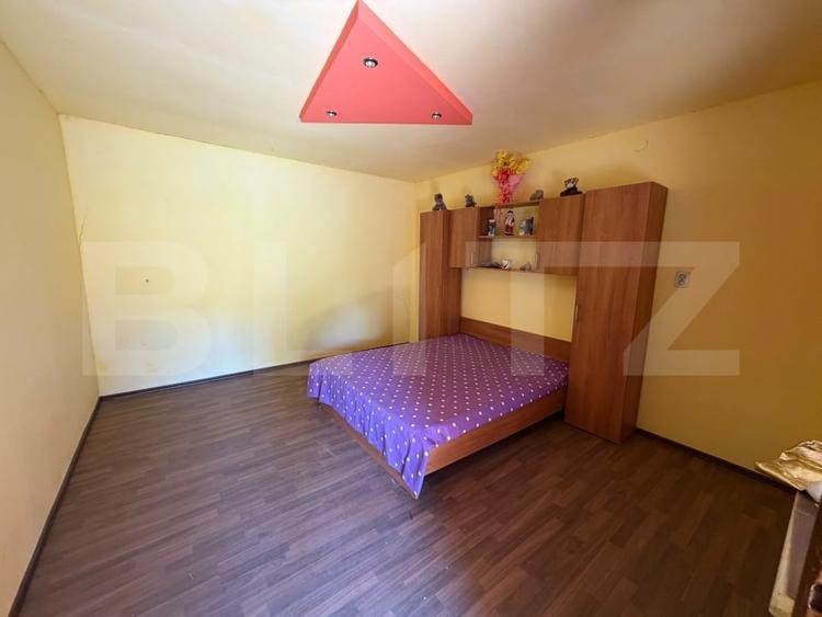 Casă individuală cu 3 camere cu Canalizare în Cigmău