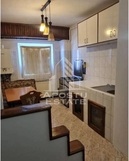 Apartament cu 2 camere decomandat în Soarelui