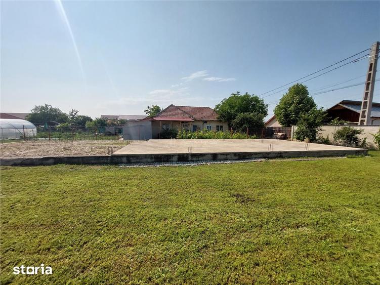 Casă cu 2 camere cu Teren 1024 Mp în Mărăcineni