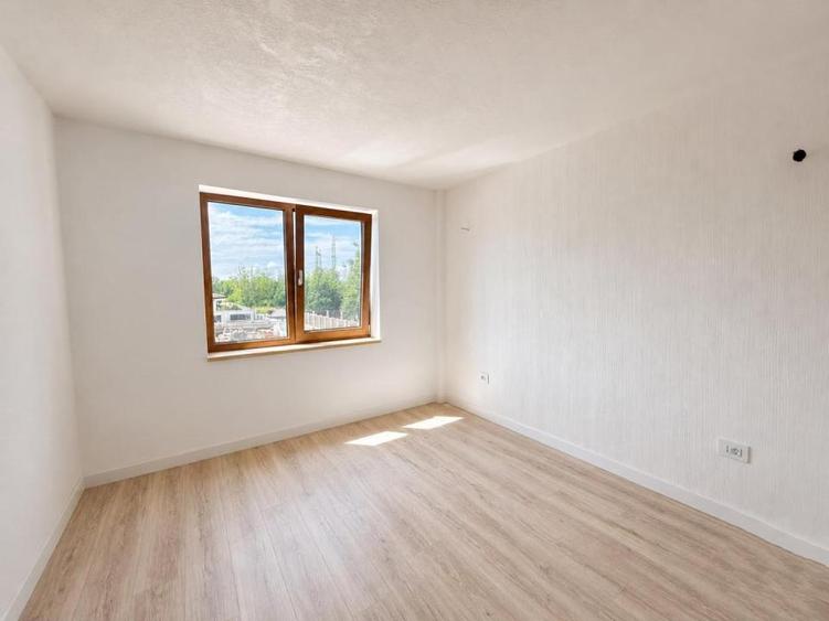 Apartament cu 3 camere în Titan