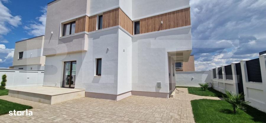 Casă cu 4 camere în Cârcea
