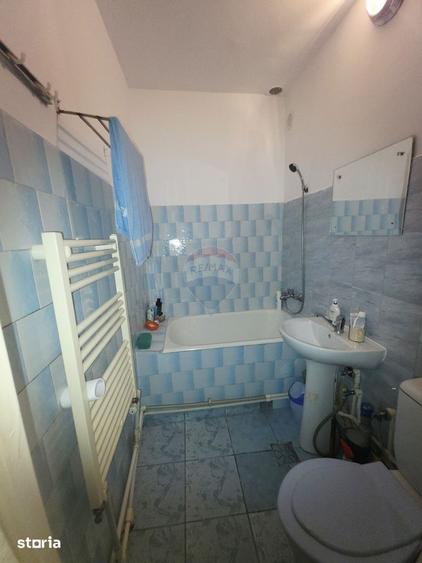 Apartament cu 2 camere, mobilat în Mărăței