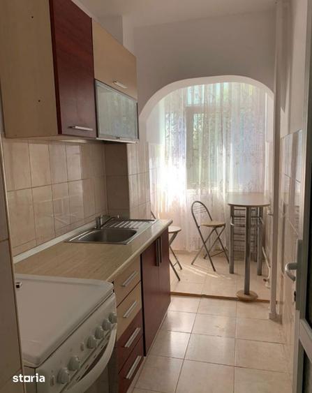 Garsonieră decomandată în Rahova