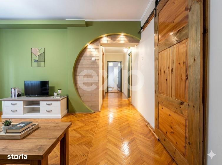 Apartament cu 4 camere decomandat în Florești