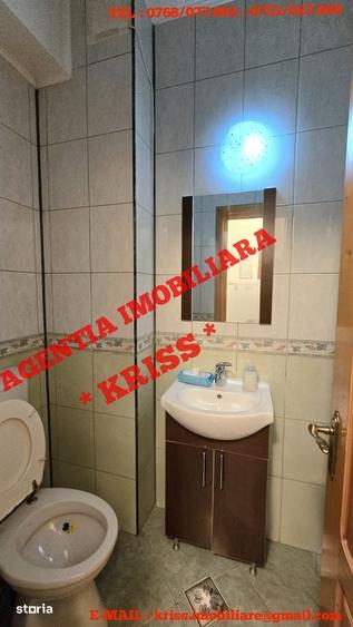 Apartament cu 3 camere în Prundu