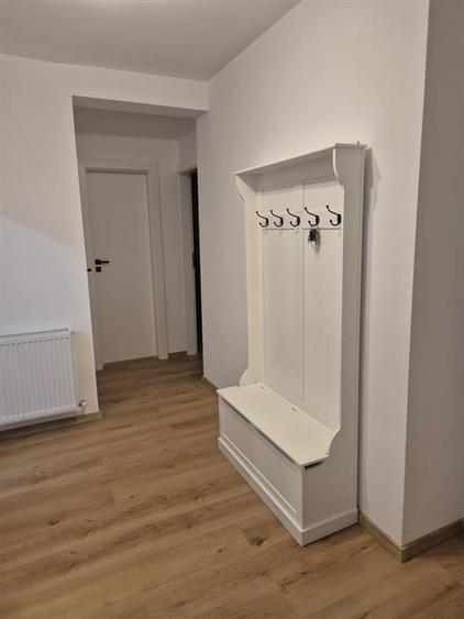 Apartament 3 camere cu balcon zona Strand - 6