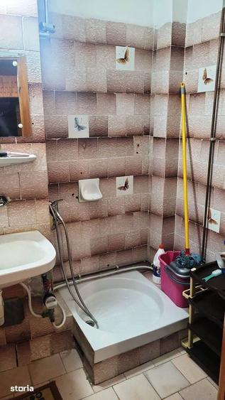Apartament cu 4 camere decomandat în Ultracentral