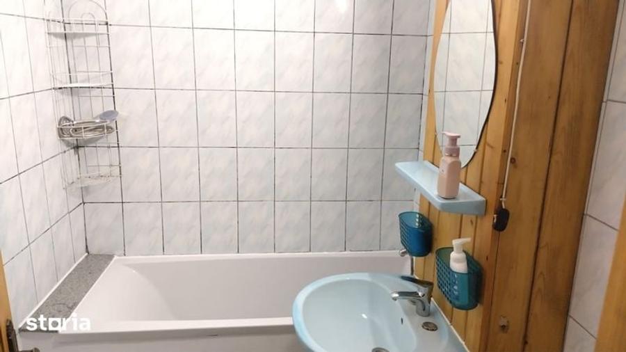 Apartament cu 3 camere în George Enescu