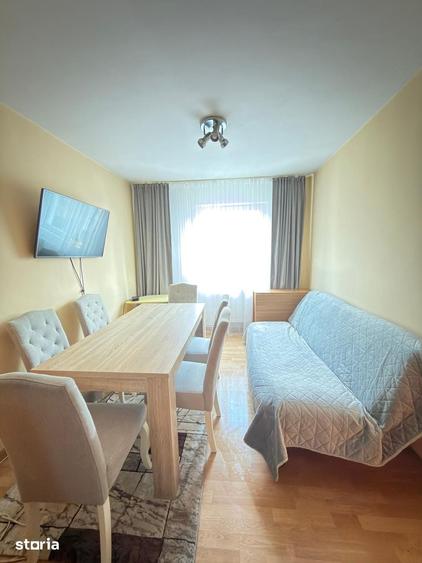 Apartament cu 4 camere în Mărăști