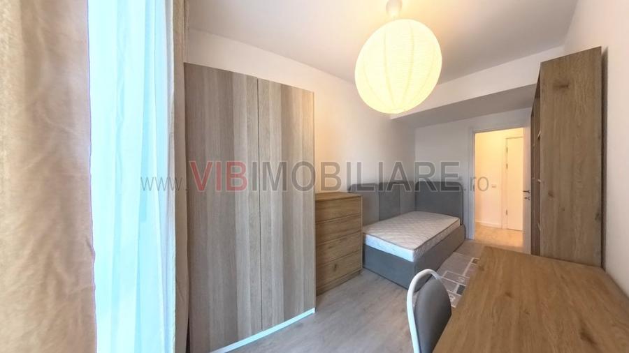 Apartament cu 3 camere semidecomandat în Străulești