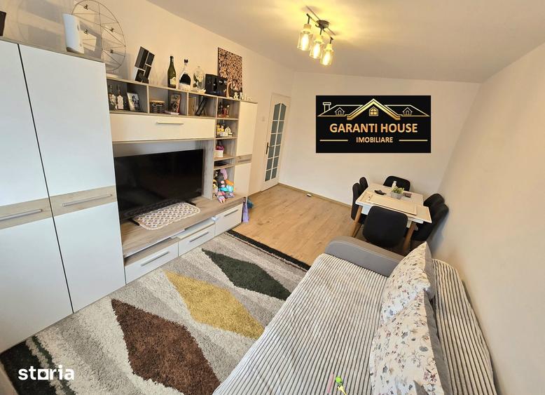 Apartament cu 2 camere decomandat în Traian