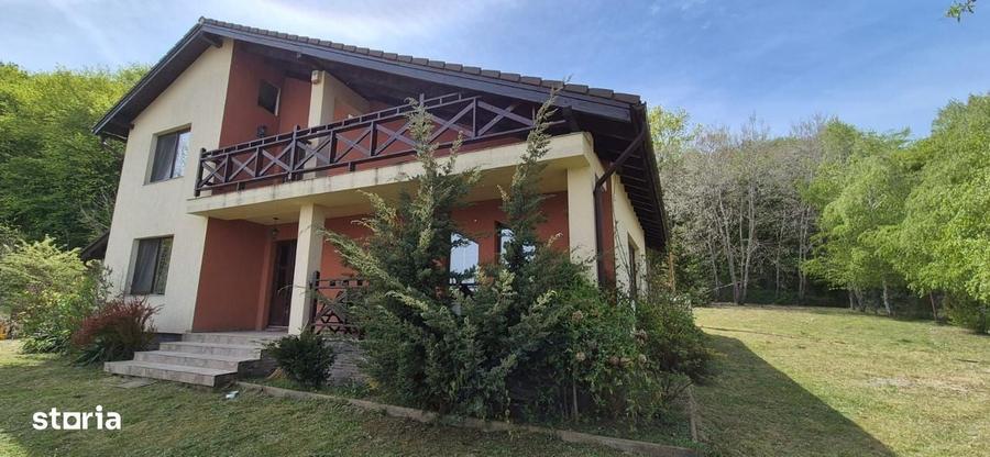 Casă cu 4 camere în Bozeni