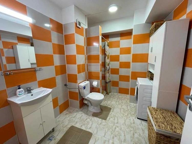 Apartament cu 2 camere semidecomandat în Mărăști