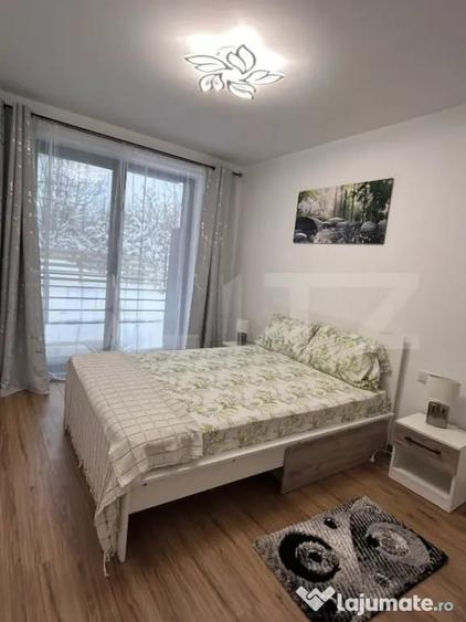 Apartament cu 2 camere semidecomandat în Calea Moldovei