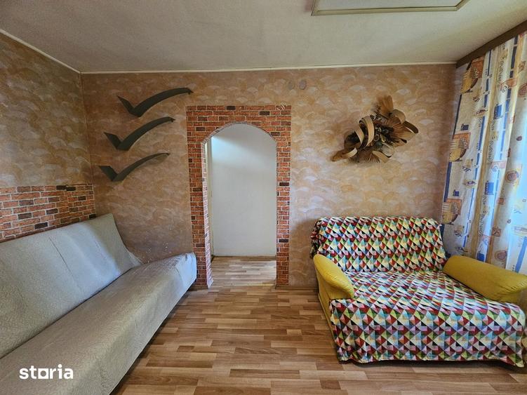 Apartament de vanzare 2 camere Tomis Nord etaj 3/4 - 2