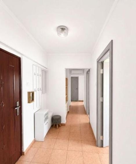 Apartament cu 3 camere decomandat, mobilat în Costin Georgian