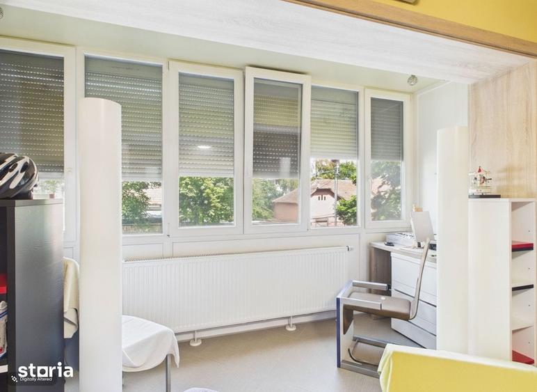 Apartament cu 3 camere în Complex Studențesc