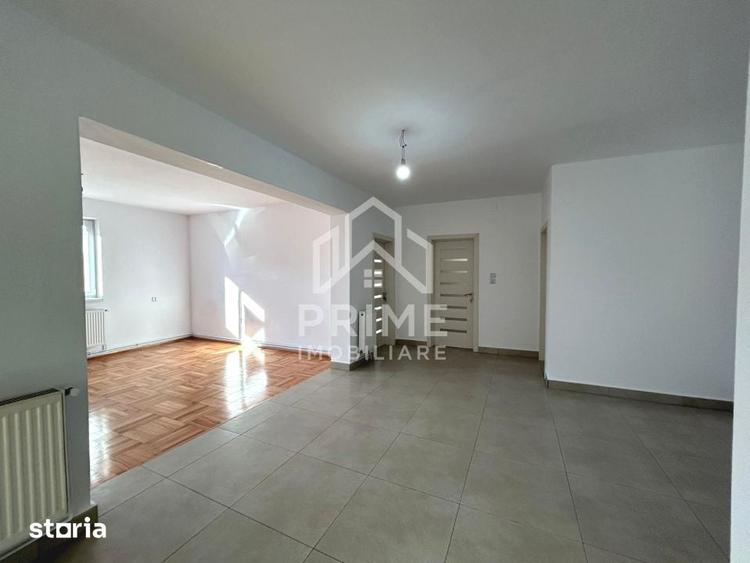 Casă cu 7 camere cu Teren 504 Mp în Central