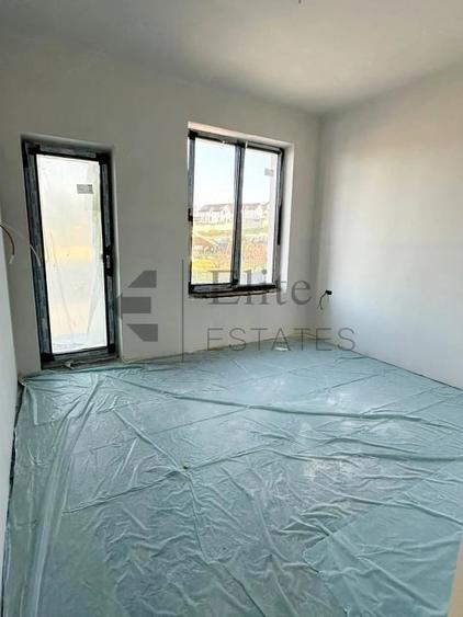 Casă cu 5 camere cu Teren 400 Mp în Dealuri Oradea