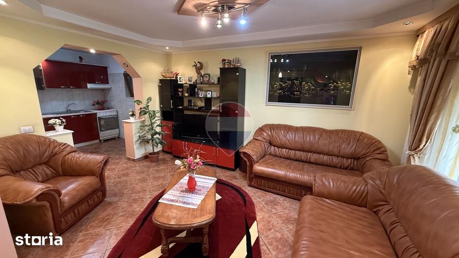 Casă cu 5 camere cu Teren 529 Mp în Bolotești