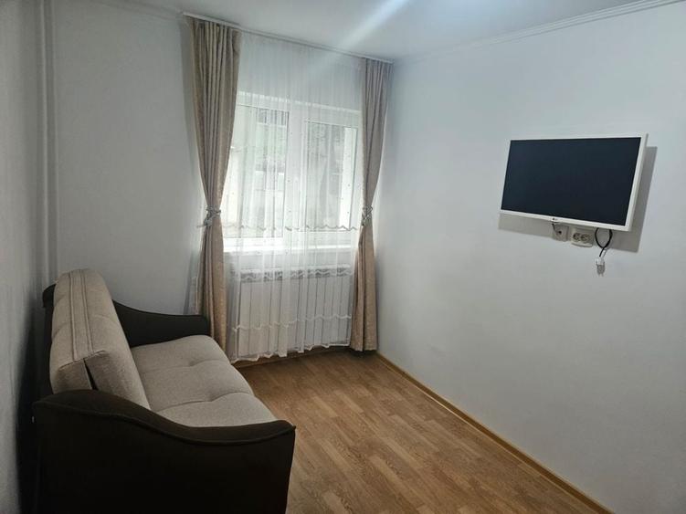 Garsonieră decomandată în Central
