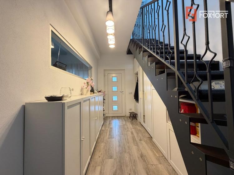 Casă cu 3 camere cu Teren 226 Mp în Sânandrei