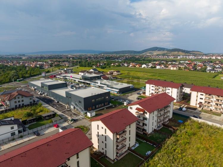 Birou, de 36 mp, în Sânpetru