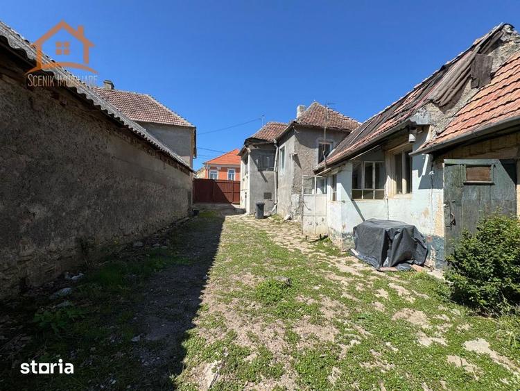 Casă cu 4 camere cu Teren 390 Mp în Augustin