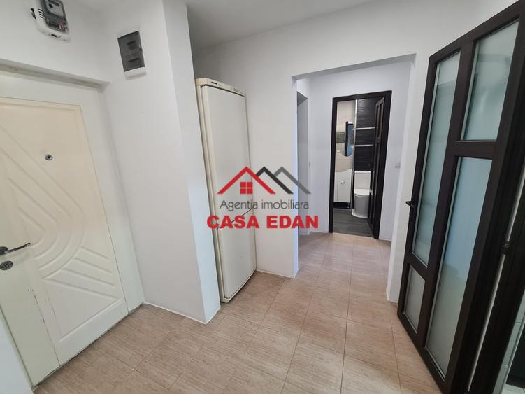 Apartament cu 2 camere decomandat în Câmpina
