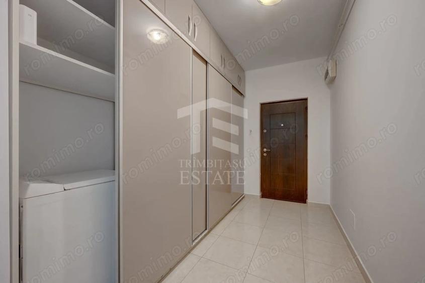 Apartament cu 3 camere decomandat în Chitila