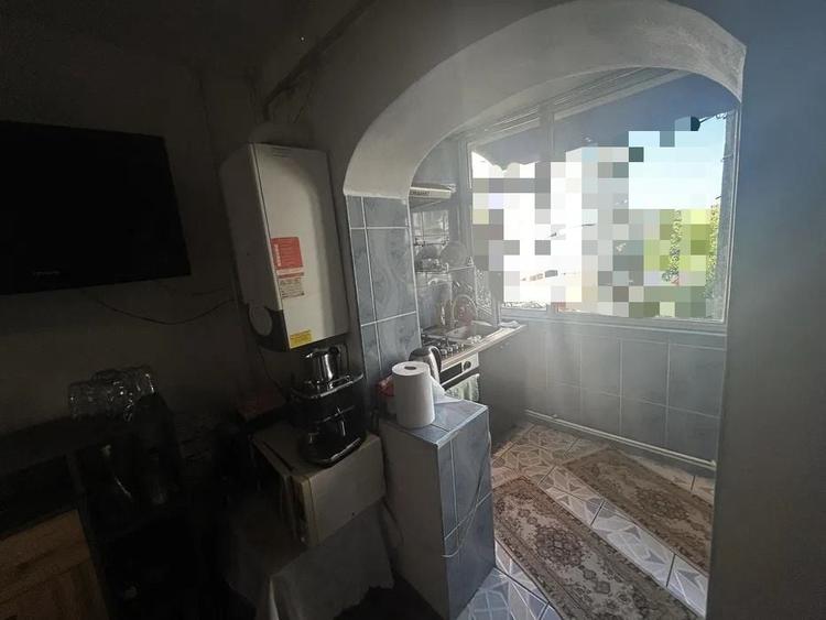 Apartament cu 2 camere decomandat, mobilat în Cug