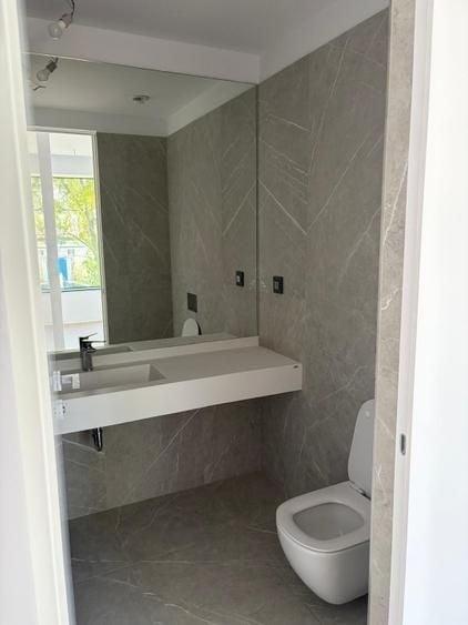 Apartament cu 2 camere decomandat în Floreasca