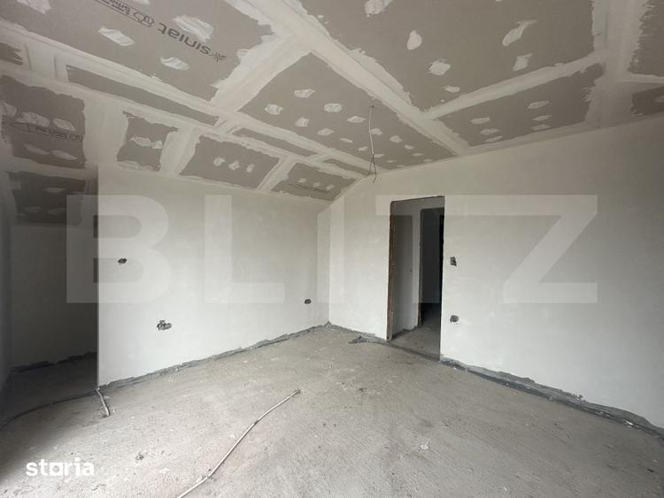 Casă cu 4 camere cu Teren 300 Mp în Lazuri