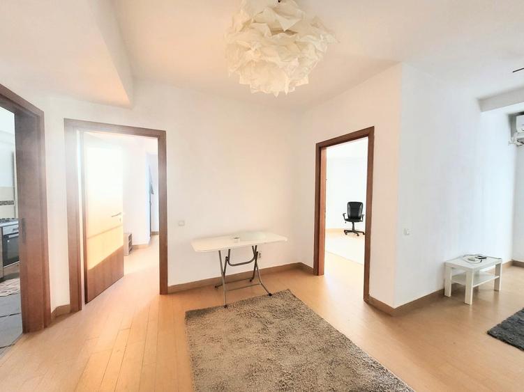 Apartament cu 2 camere semidecomandat în Titan