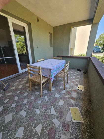 Casă cu 4 camere cu Teren 800 Mp în Ghiroda