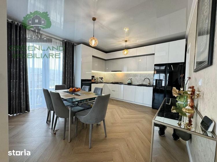 Casă cu 4 camere cu Teren 450 Mp în Bucium
