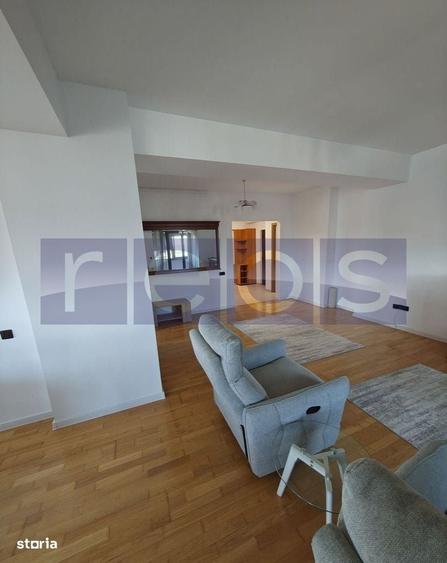 Apartament cu 3 camere decomandat în Foișorul de Foc