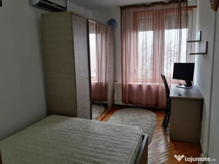 Casă cu 3 camere în Central