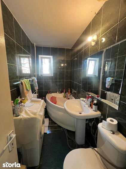 Apartament cu 2 camere decomandat în Calea București