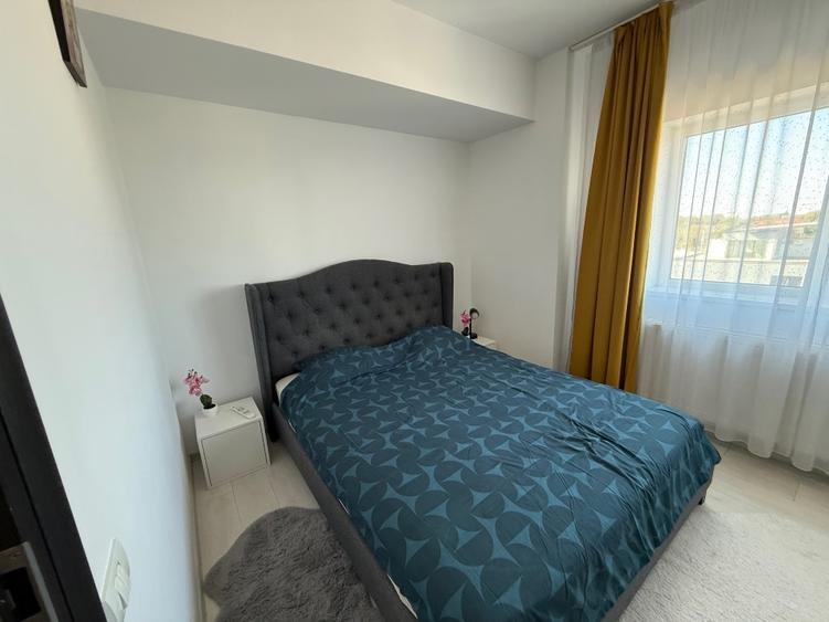 Apartament cu 2 camere decomandat, mobilat în Central
