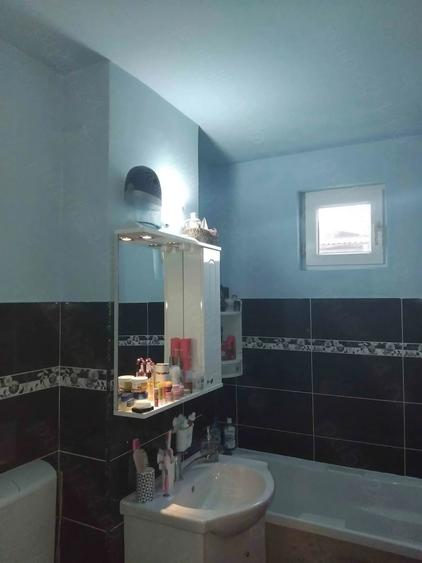 Apartament cu 2 camere semidecomandat în Micălaca