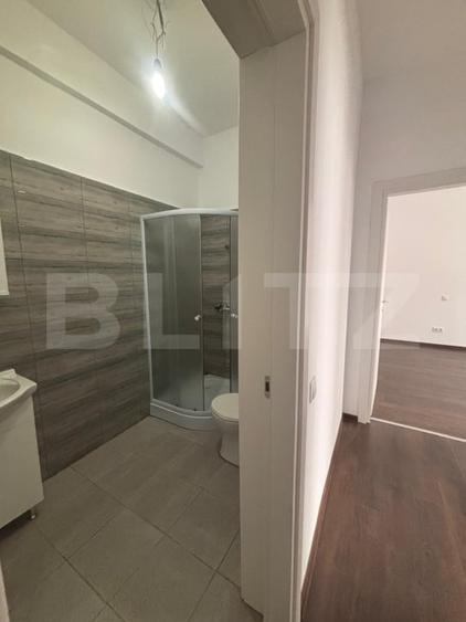 Apartament cu 3 camere decomandat în Viforâta