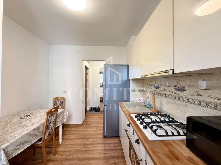Apartament cu 2 camere semidecomandat, mobilat în Gheorgheni