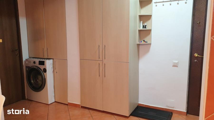 Apartament cu 2 camere decomandat în Vest