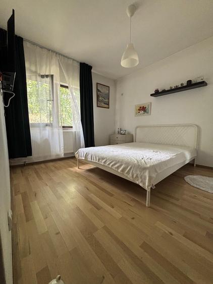 Casă individuală cu 4 camere cu Teren 400 Mp în Tunari