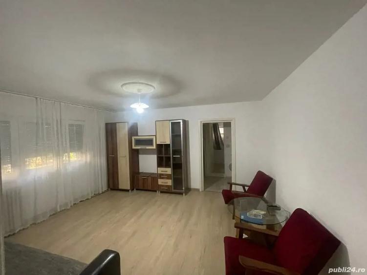 Apartament cu 2 camere decomandat în Nufărul
