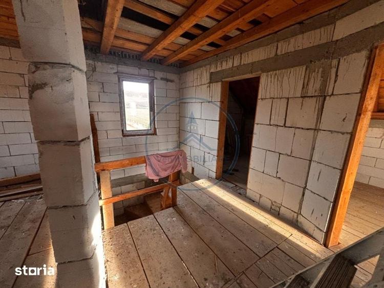 Casă cu 5 camere cu Teren 2900 Mp în Șieu