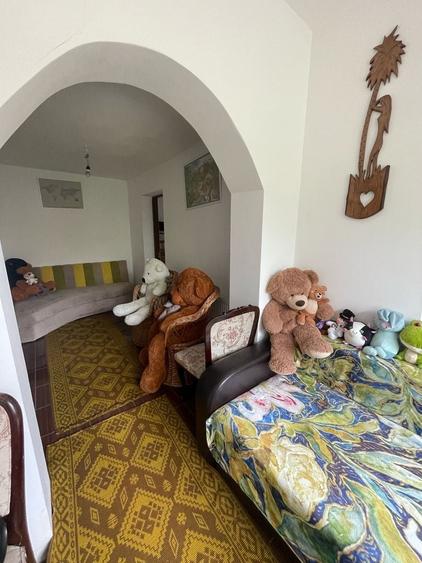Casă individuală cu 4 camere cu Canalizare în Vârtoapele de Jos