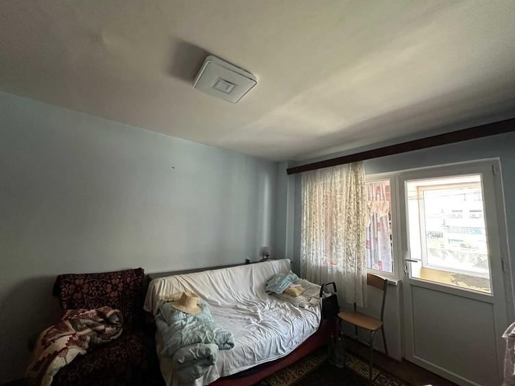 Apartament cu 2 camere semidecomandat în Unirii