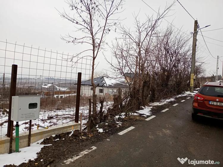 Teren de 1490 mp, în Secuia